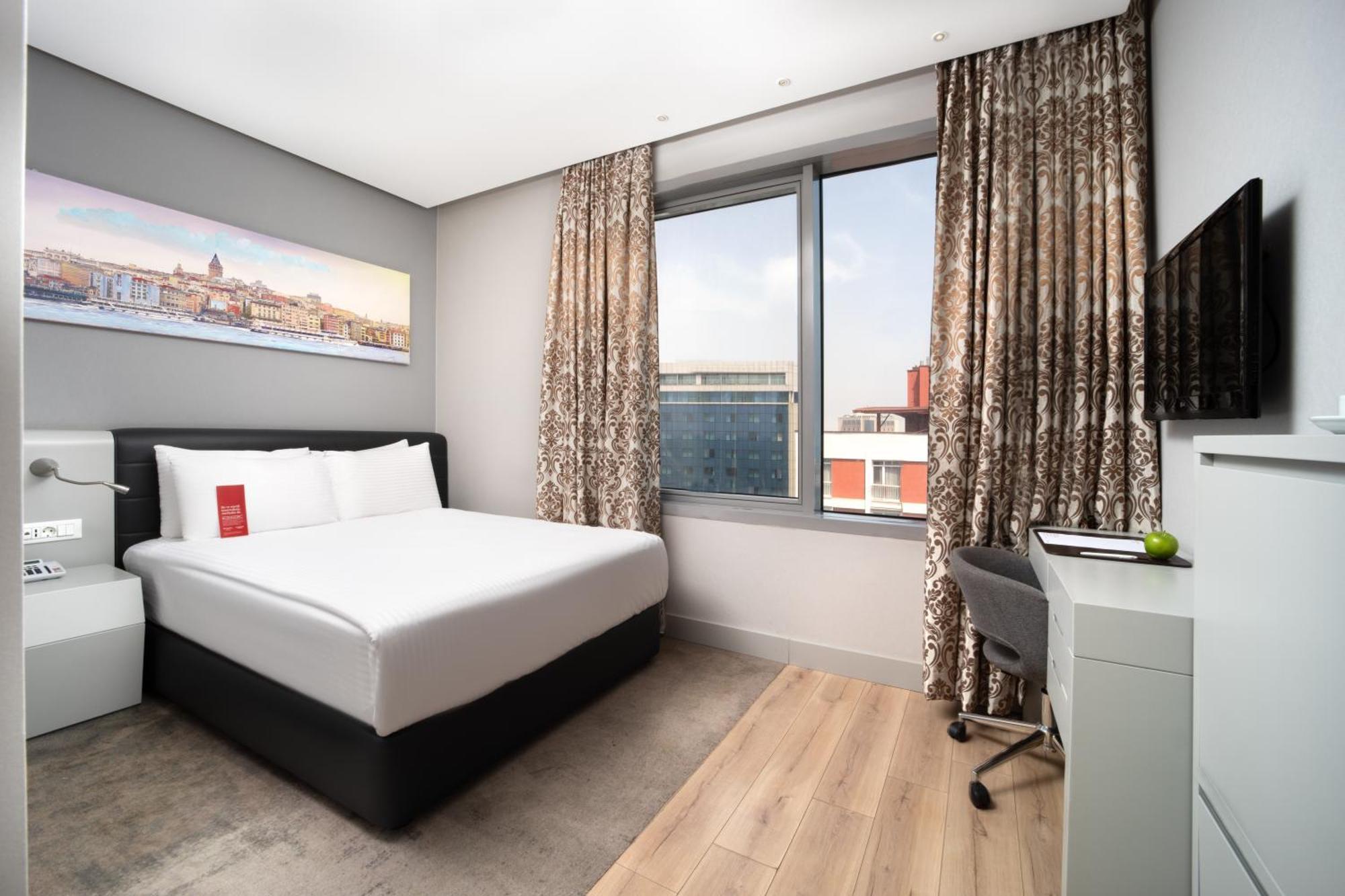 Ramada Plaza By Wyndham Istanbul Atakoy Hotel Exterior foto