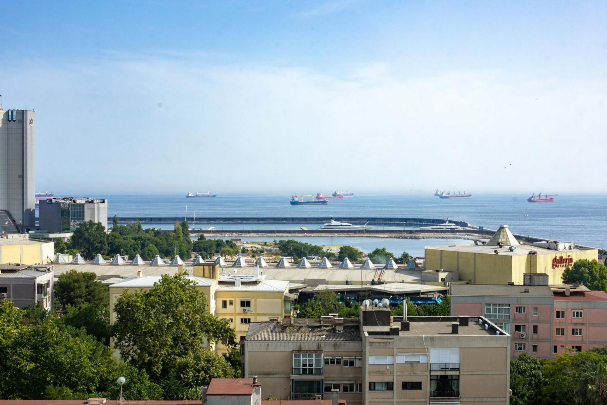 Ramada Plaza By Wyndham Istanbul Atakoy Hotel Exterior foto