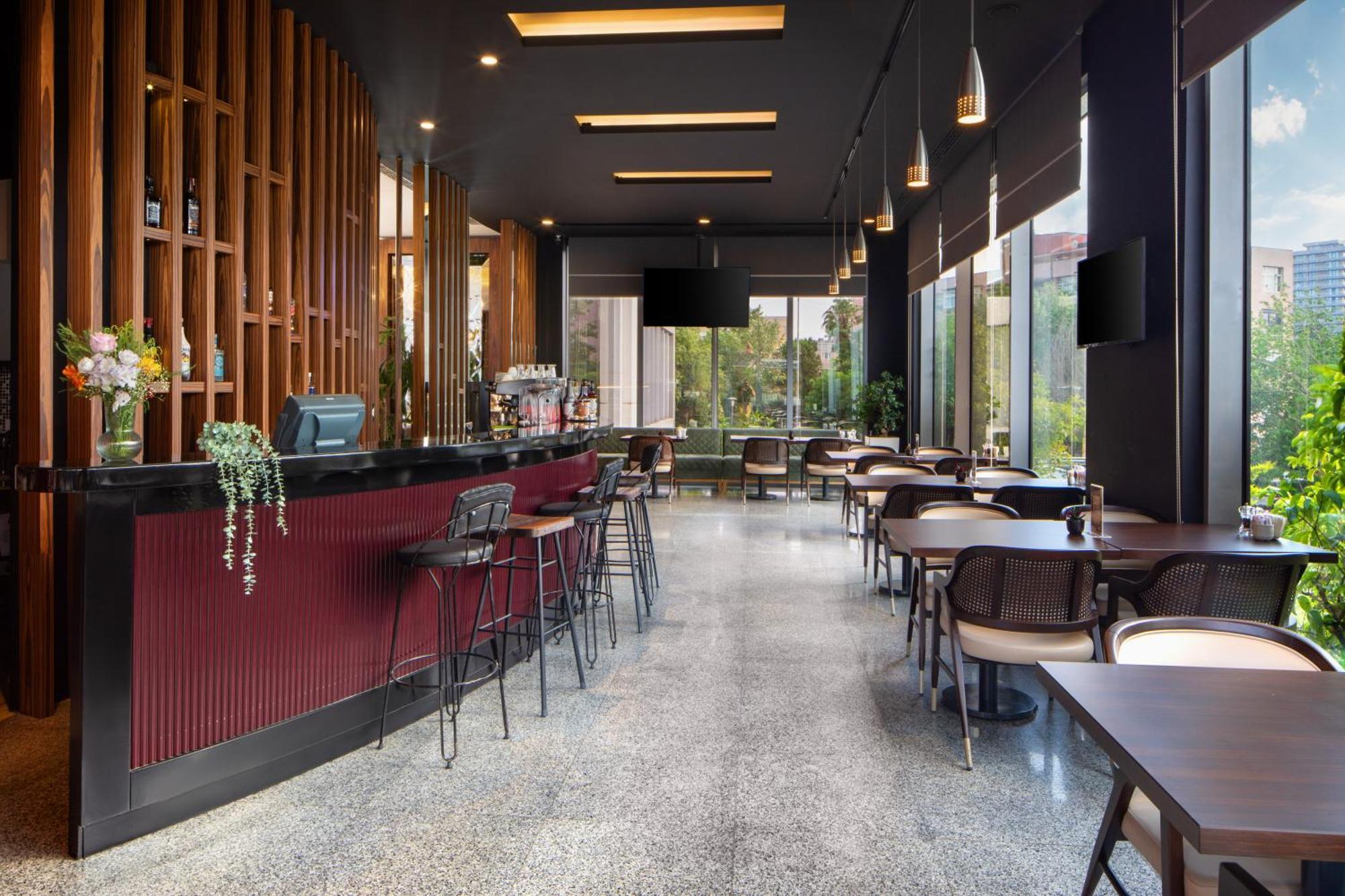 Ramada Plaza By Wyndham Istanbul Atakoy Hotel Exterior foto