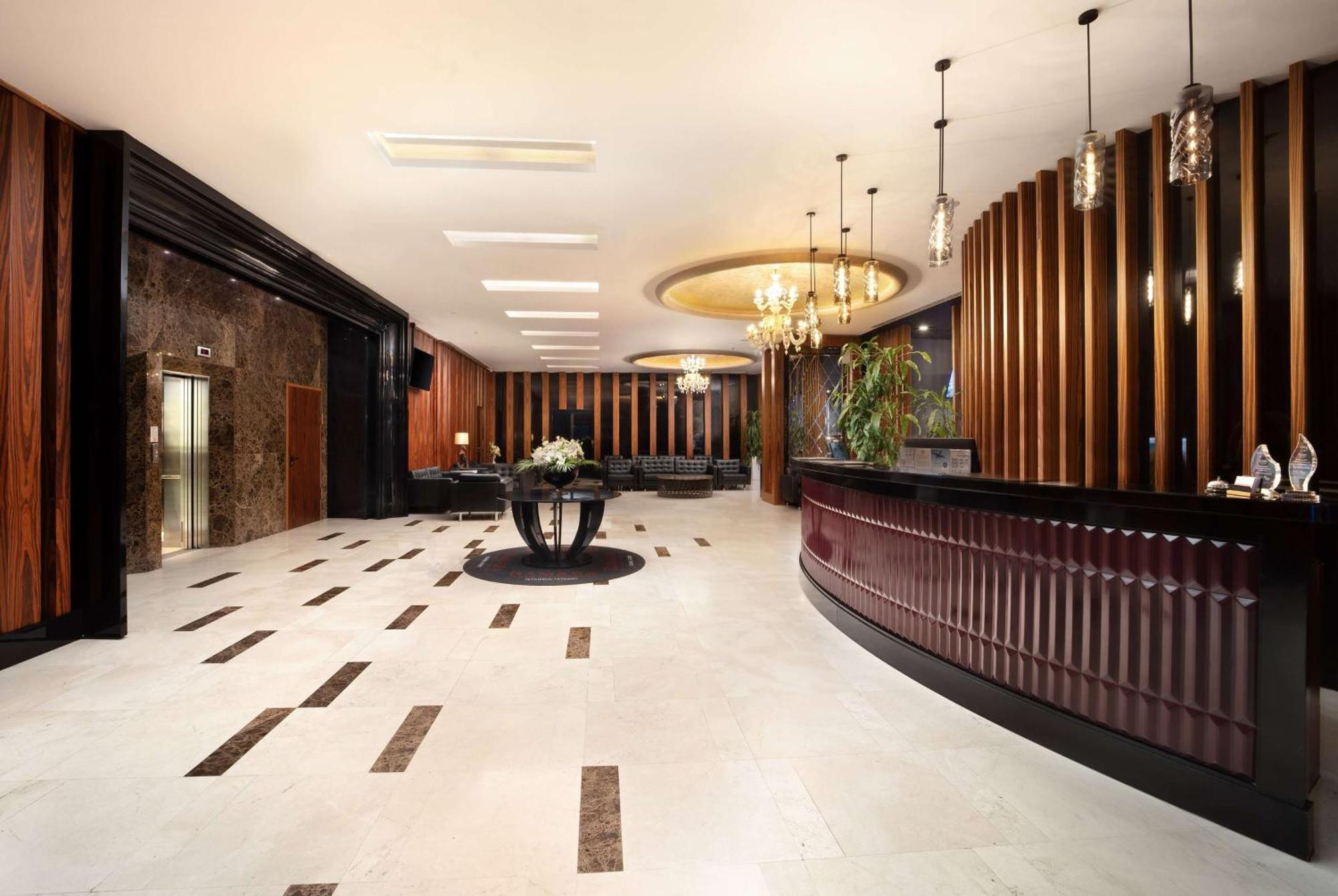 Ramada Plaza By Wyndham Istanbul Atakoy Hotel Exterior foto